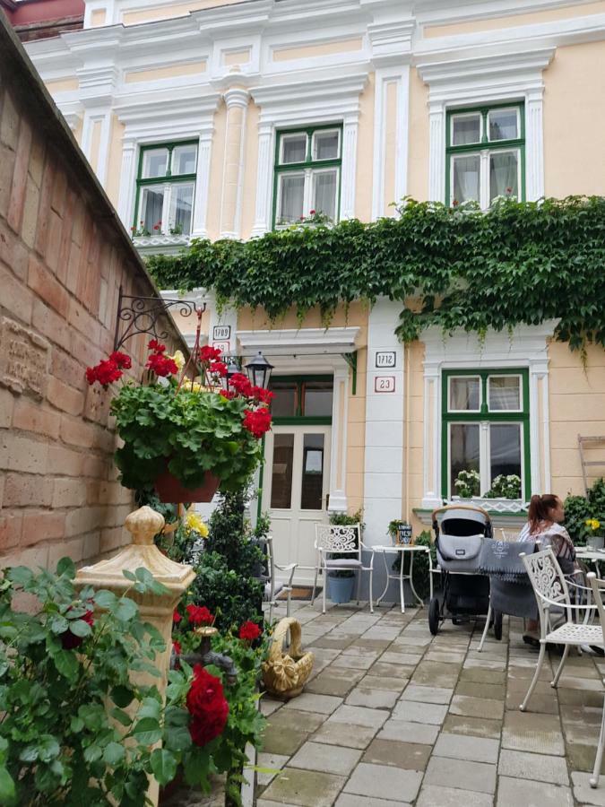 Villa Vodicka 피에슈타니 외부 사진